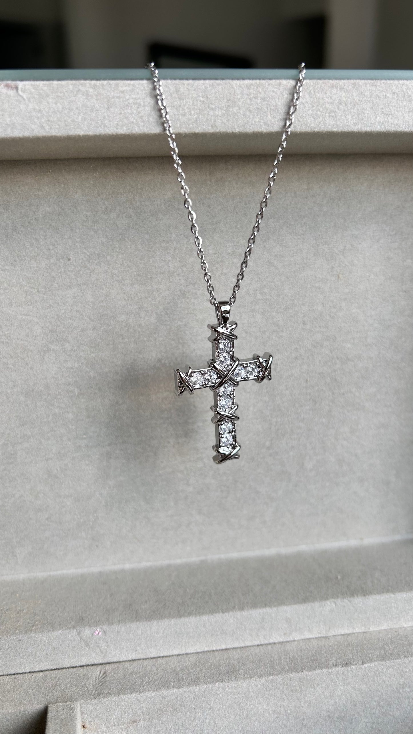ANGEL CROSS NECKLACE