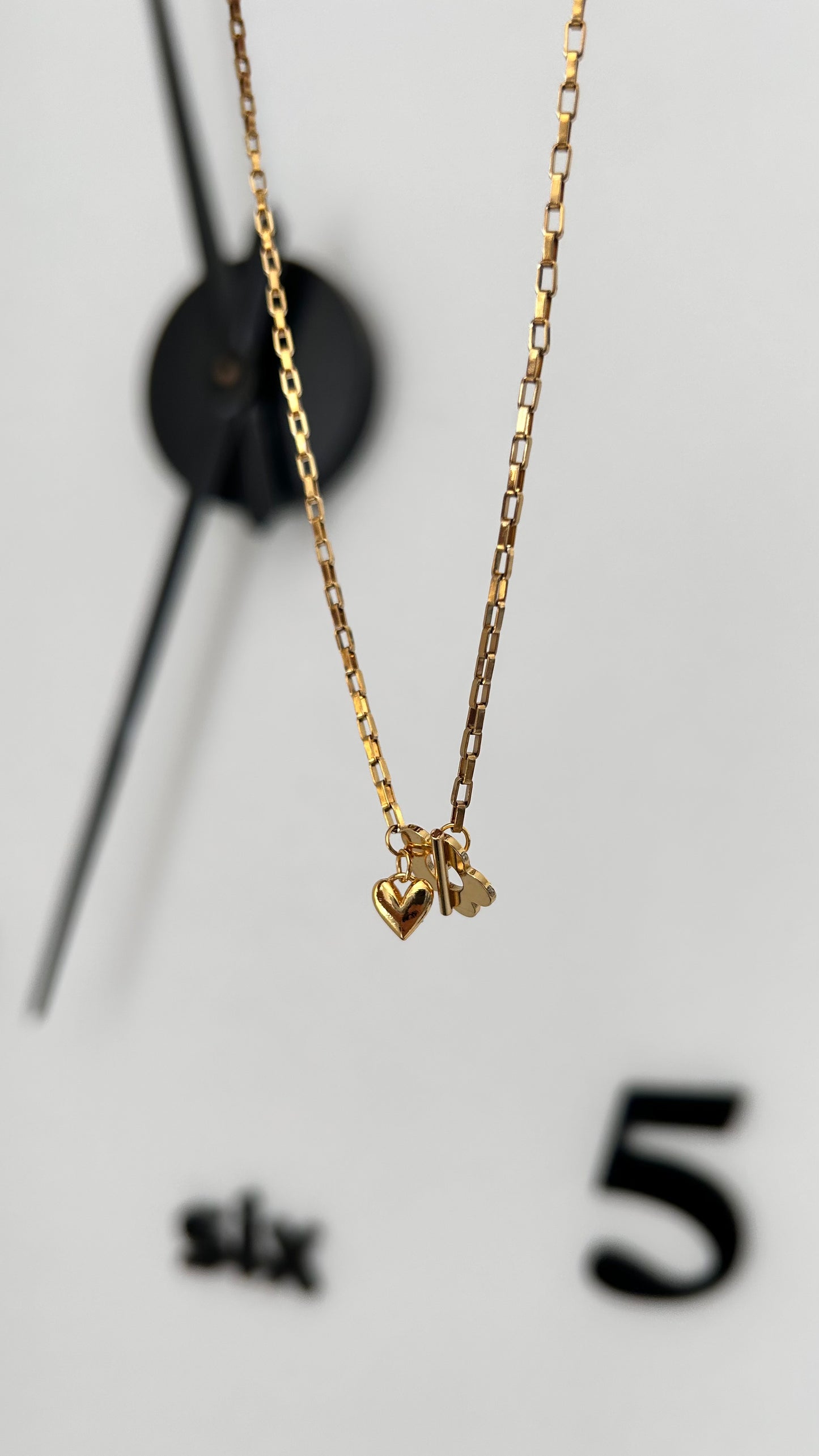 PETAL PORTAL NECKLACE